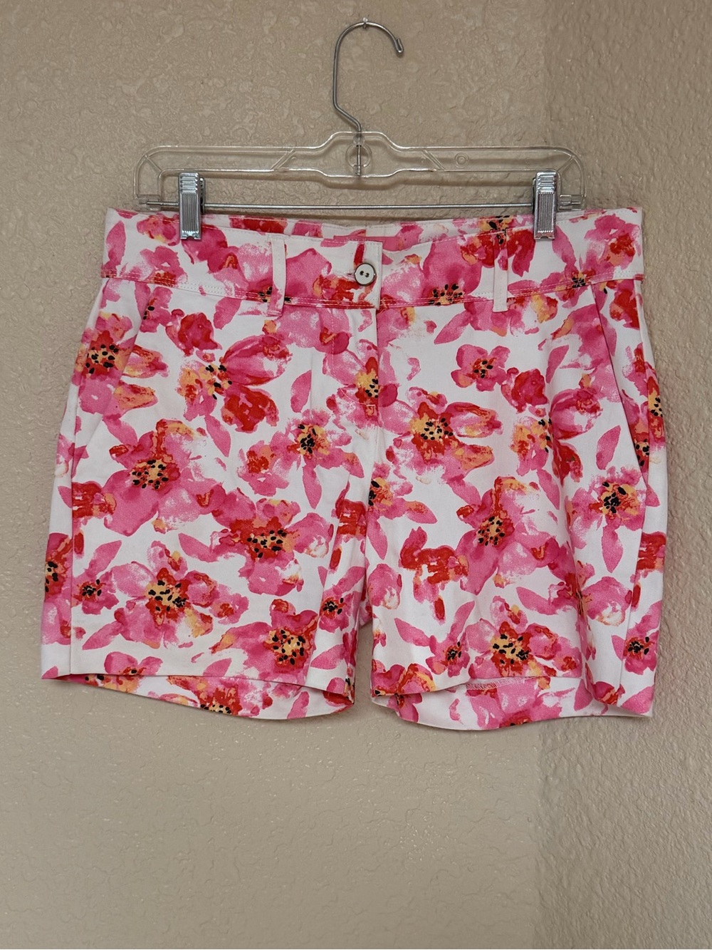 4/$20 Isaac Mizrahi Pink Floral Women's Shorts